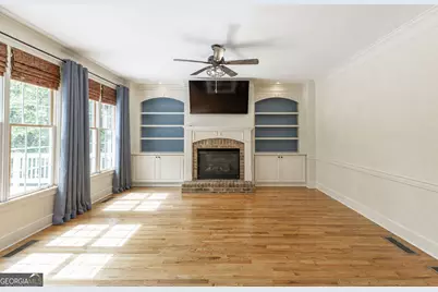 5827 Grand Reunion Drive, Hoschton, GA 30548 - Photo 11