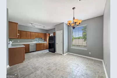 353 Smokewood Way, Newnan, GA 30263 - Photo 5
