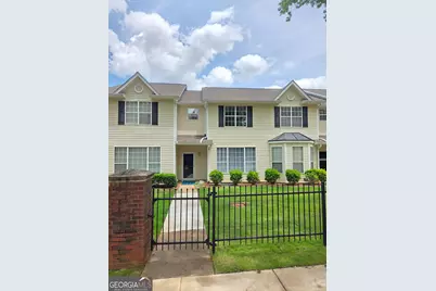 353 Smokewood Way, Newnan, GA 30263 - Photo 1