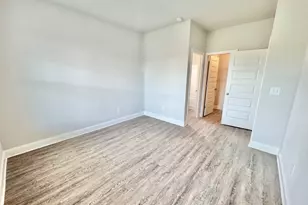 903 Nora Elosie Dr, Bonaire, GA 31005 - Photo 13