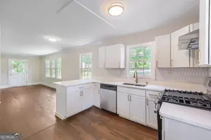 396 Forrest Ridge Dr NW, Atlanta, GA 30318 - Photo 9