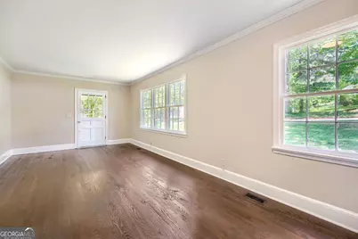 396 Forrest Ridge Drive NW, Atlanta, GA 30318 - Photo 7