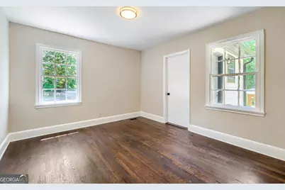 396 Forrest Ridge Drive NW, Atlanta, GA 30318 - Photo 11