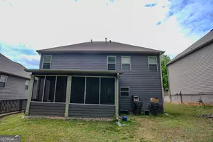 2182 Dodson Woods Dr, Fairburn, GA 30213 - Photo 3