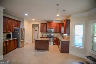 2182 Dodson Woods Dr, Fairburn, GA 30213 - Photo 7