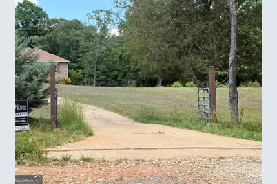 402 Renee Road, Pendergrass, GA 30567 - Photo 3