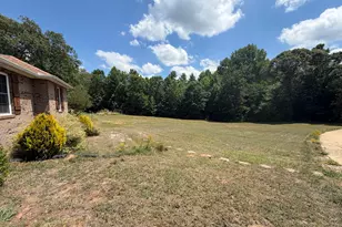 402 Renee Rd, Pendergrass, GA 30567 - Photo 7