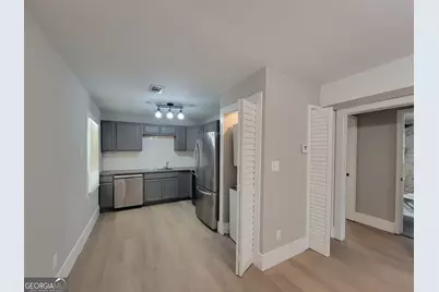 723 Ford Place #A, Scottdale, GA 30079 - Photo 7