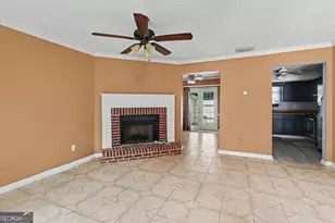8577 Jamestown Way, Jonesboro, GA 30238 - Photo 9