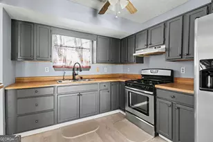 8577 Jamestown Way, Jonesboro, GA 30238 - Photo 11