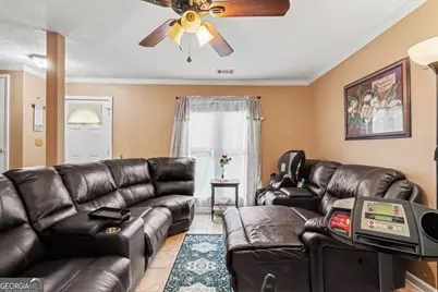 8577 Jamestown Way, Jonesboro, GA 30238 - Photo 9
