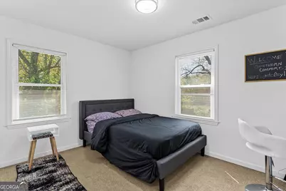 1111 Valley View Road SE, Atlanta, GA 30315 - Photo 11