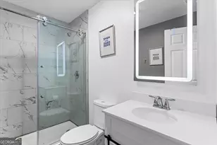 1111 Valley View Rd SE, Atlanta, GA 30315 - Photo 21