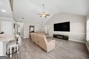708 Ogeechee Dr E, Statesboro, GA 30461 - Photo 7