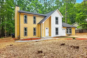 7156 Whitfield Dr, Riverdale, GA 30296 - Photo 3