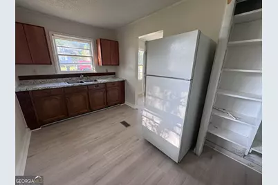 803 Woodland Street, Dublin, GA 31021 - Photo 5