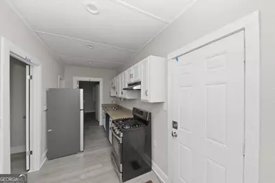 1853 Center Avenue, East Point, GA 30344 - Photo 7