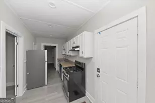 1853 Center Ave, East Point, GA 30344 - Photo 7