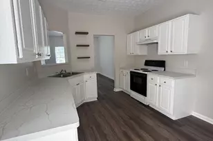 8106 Wynfield Dr, Jonesboro, GA 30238 - Photo 9
