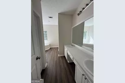 8106 Wynfield Dr. #1, Jonesboro, GA 30238 - Photo 5