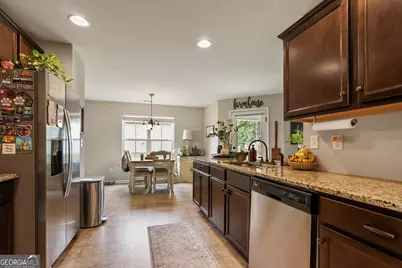 263 Stanebrook Ct, Jackson, GA 30233 - Photo 3