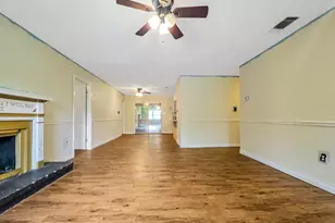 514 Heritage Dr, Hinesville, GA 31313 - Photo 9