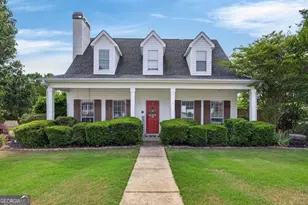 200 Meadow Lake Dr, Carrollton, GA 30116 - Photo 3
