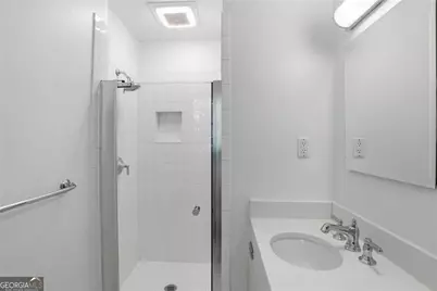 7265 Thornhill Lane NE, Sandy Springs, GA 30328 - Photo 19