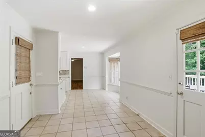 7265 Thornhill Lane NE, Sandy Springs, GA 30328 - Photo 31