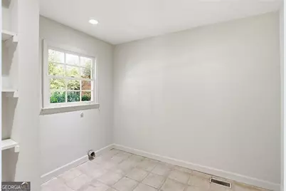 7265 Thornhill Lane NE, Sandy Springs, GA 30328 - Photo 33