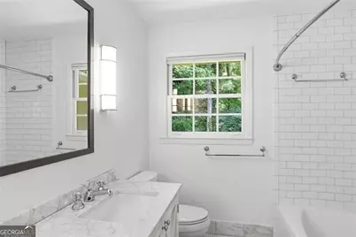 7265 Thornhill Lane NE, Sandy Springs, GA 30328 - Photo 21