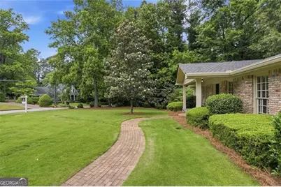 7265 Thornhill Lane NE, Sandy Springs, GA 30328 - Photo 39