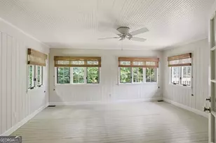 7265 Thornhill Ln NE, Sandy Springs, GA 30328 - Photo 11