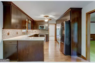 2737 Hearthstone Circle, Marietta, GA 30062 - Photo 21