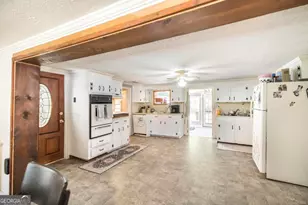 8494 Lower Thomaston Rd, Lizella, GA 31052 - Photo 11