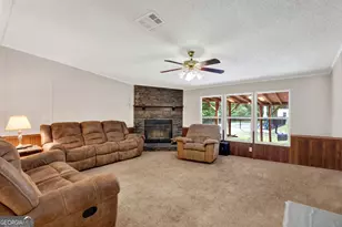 1025 Pine Needle Dr, Ellabell, GA 31308 - Photo 7