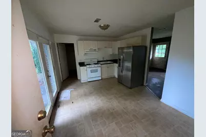 62 Jonathan Road, Riverdale, GA 30274 - Photo 15