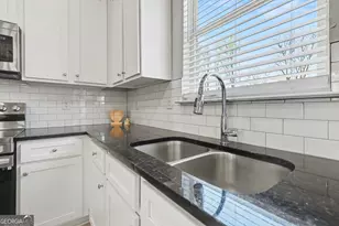 100 McGinnis Cir, Calhoun, GA 30701 - Photo 7