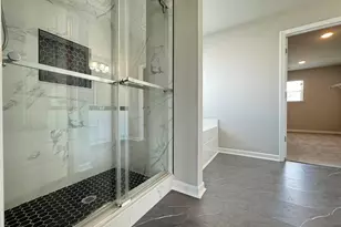 100 McGinnis Cir, Calhoun, GA 30701 - Photo 15