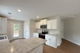 102 Ohoopee St, Reidsville, GA 30453 - Photo 5