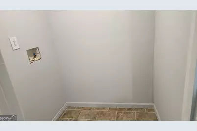 113 Hawthorne Drive, Riverdale, GA 30274 - Photo 13