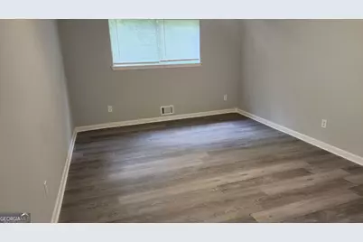 113 Hawthorne Drive, Riverdale, GA 30274 - Photo 7
