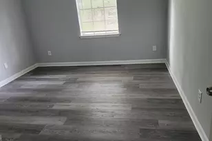 113 Hawthorne Dr, Riverdale, GA 30274 - Photo 9