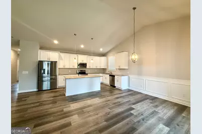 308 N Point Circle, Hartwell, GA 30643 - Photo 9