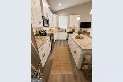 308 N Point Circle, Hartwell, GA 30643 - Photo 5