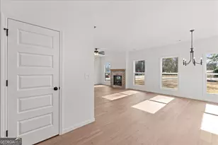 103 Carroll Cir, Carrollton, GA 30117 - Photo 13