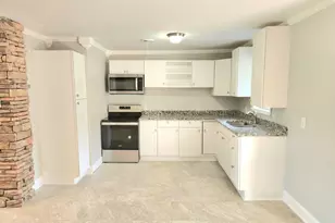 105 Wilson St, Greensboro, GA 30642 - Photo 9