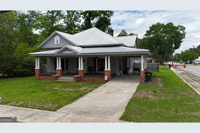 212 N Caswell, Glennville, GA 30427 - Photo 5