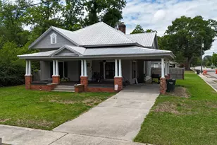 212 N Caswell, Glennville, GA 30427 - Photo 5