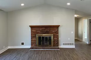 212 N Caswell, Glennville, GA 30427 - Photo 7